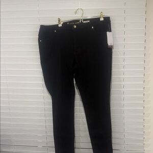 Anne Klein Women's Dark Skinny Jeans
